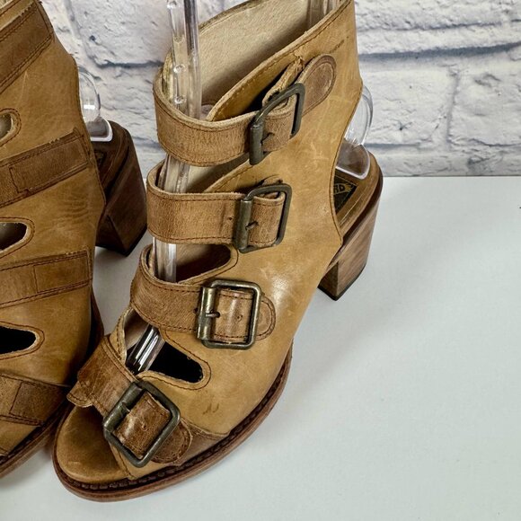 Freebird by Steven Quail Tan Leather sandals 7 - Picture 8 of 13